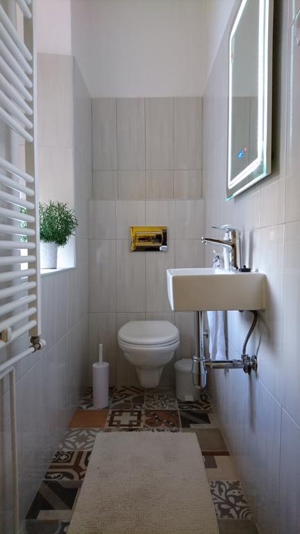אוסילק Konzul -Top Apartment, Strict Center, Parking מראה חיצוני תמונה